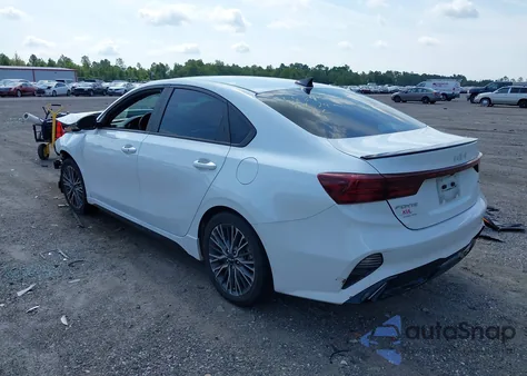 2022 Kia Forte Gt-Line z USA, uszkodzony, nr VIN 3KPF54AD7NE485031